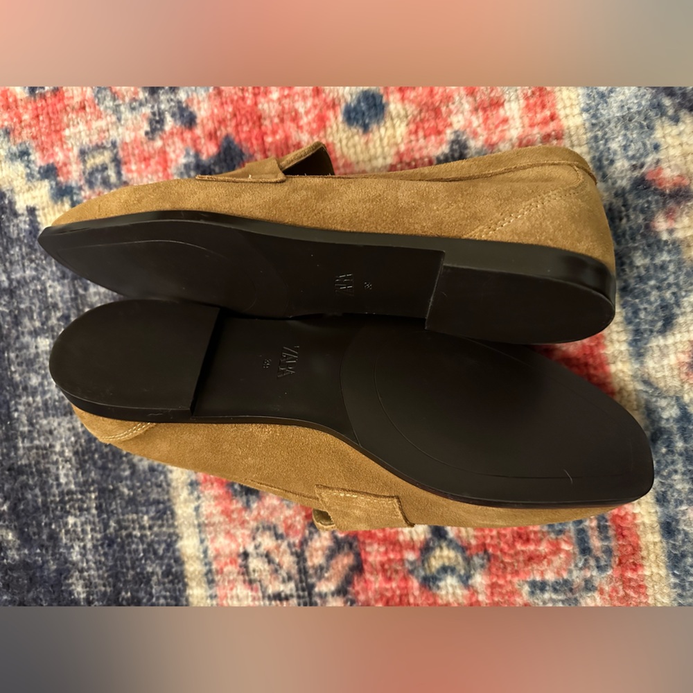 NWOT Zara Women's Suede Penny Loafers, 8 (39) - Picture 3 of 3